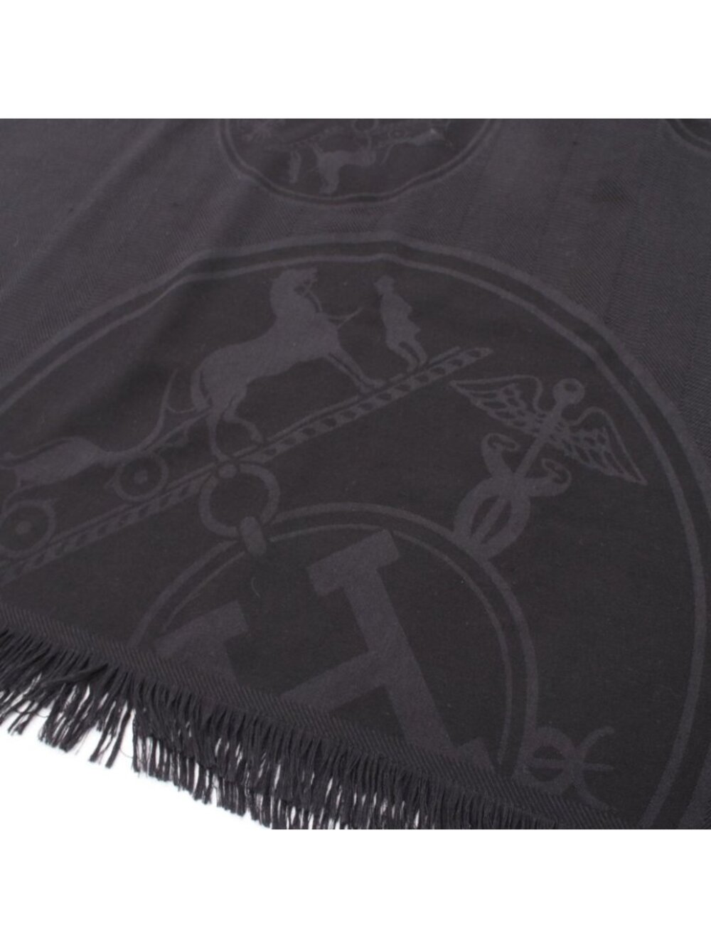 Hermes Shawl New Bliss Silk Scarf - Picture 3 of 7